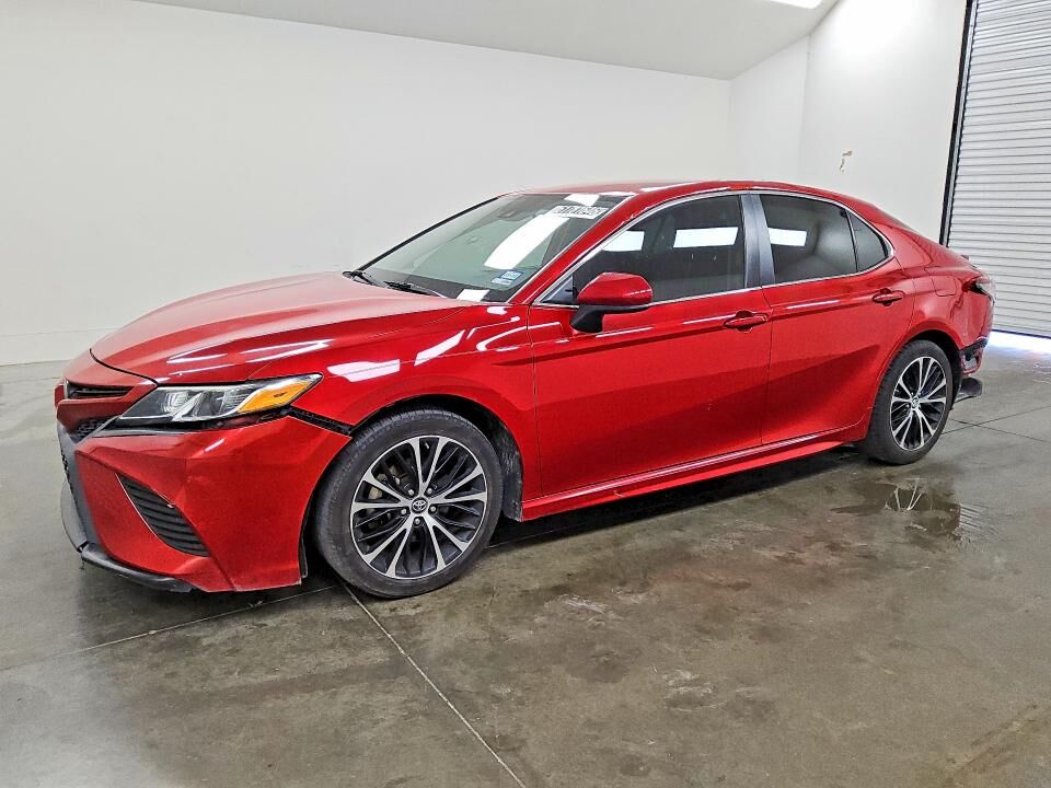 2019 TOYOTA Camry