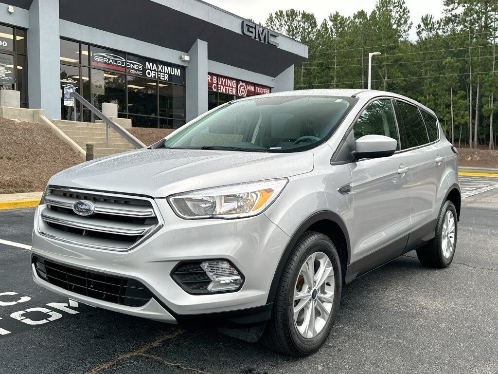2017 FORD Escape