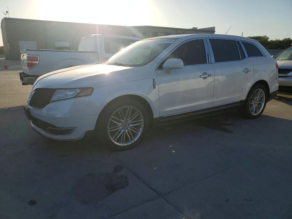 2014 LINCOLN MKT