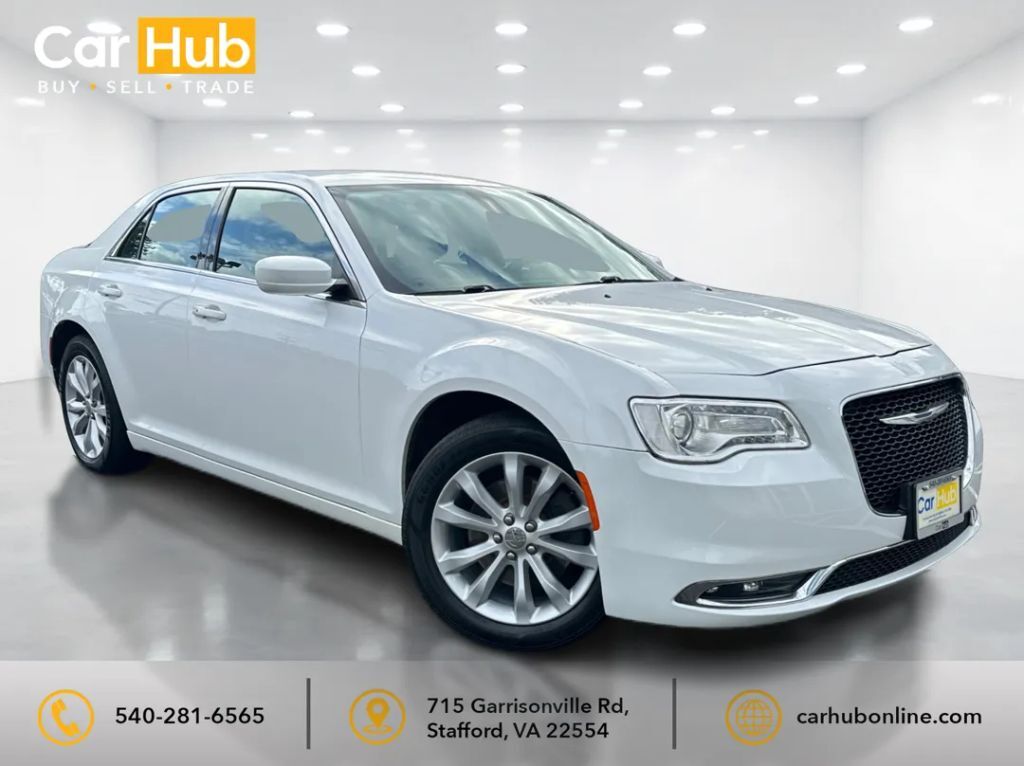 2015 CHRYSLER 300