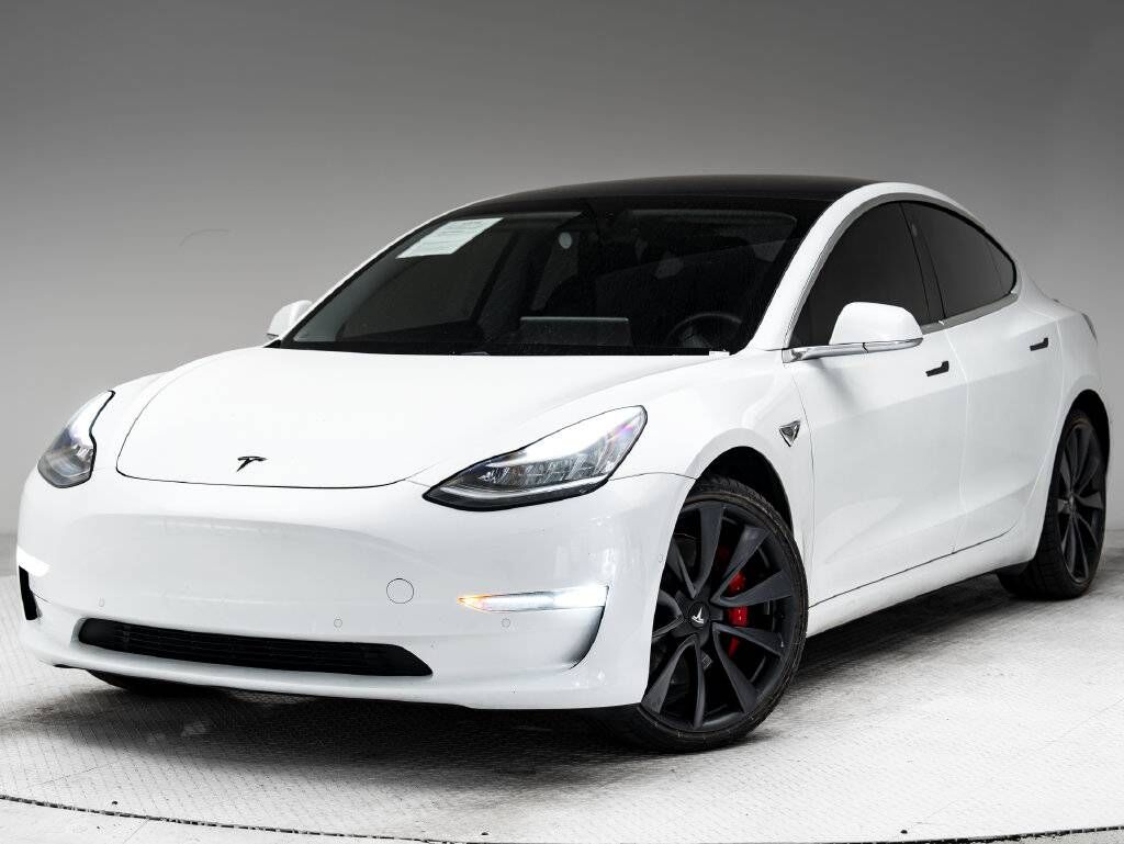 2020 TESLA Model 3