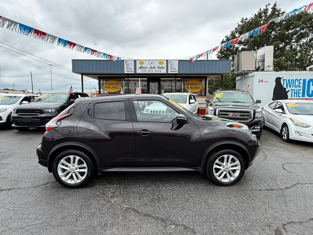 2016 NISSAN Juke