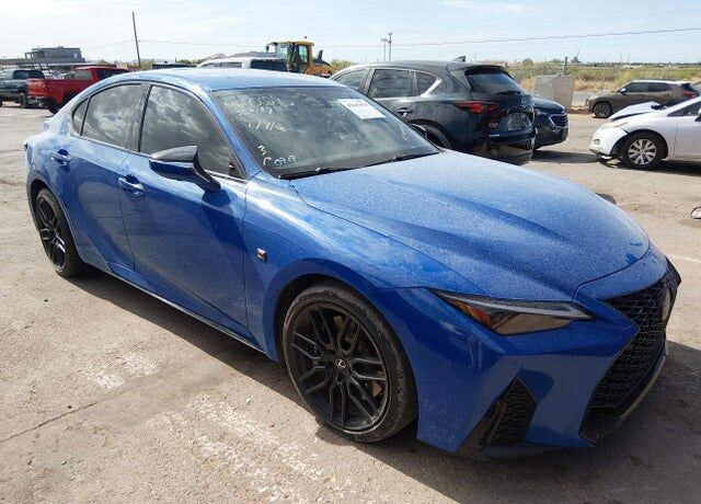 2023 LEXUS IS
