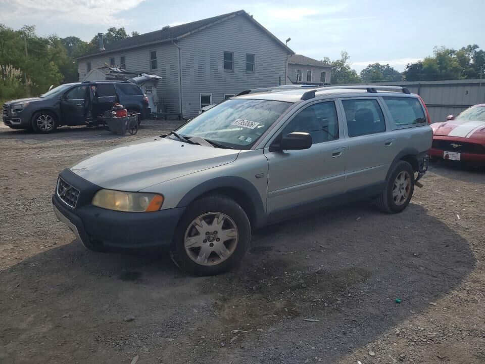 2005 VOLVO XC70