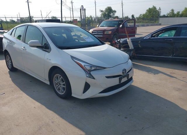 2017 TOYOTA PRIUS