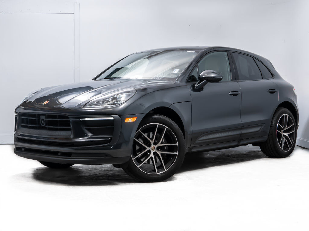 2023 PORSCHE Macan