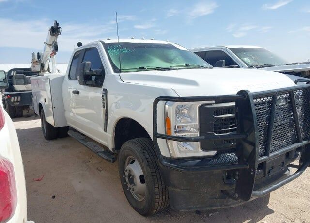 2023 FORD F-350