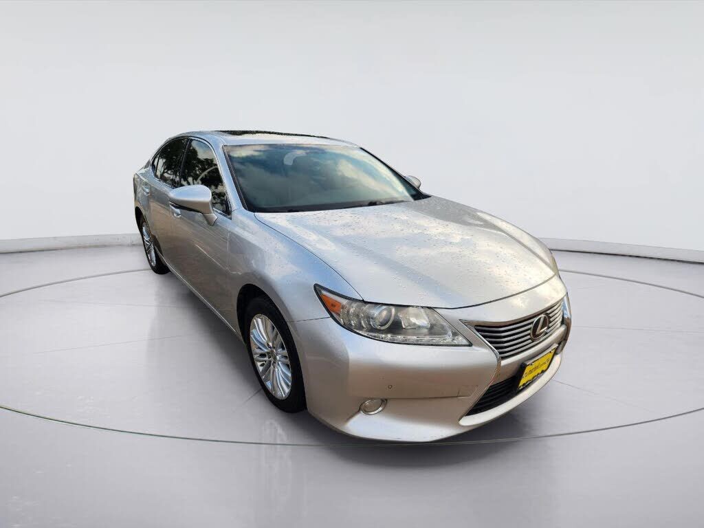 2013 LEXUS ES