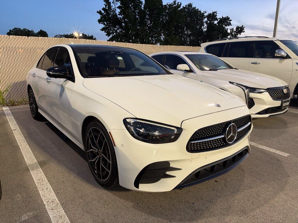 2021 MERCEDES-BENZ E-Class