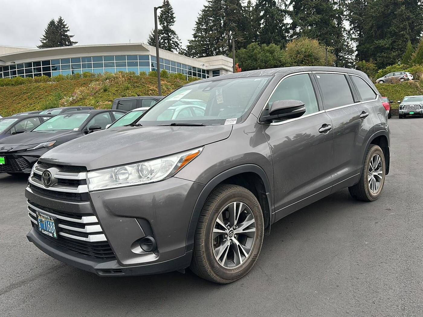 2017 TOYOTA Highlander