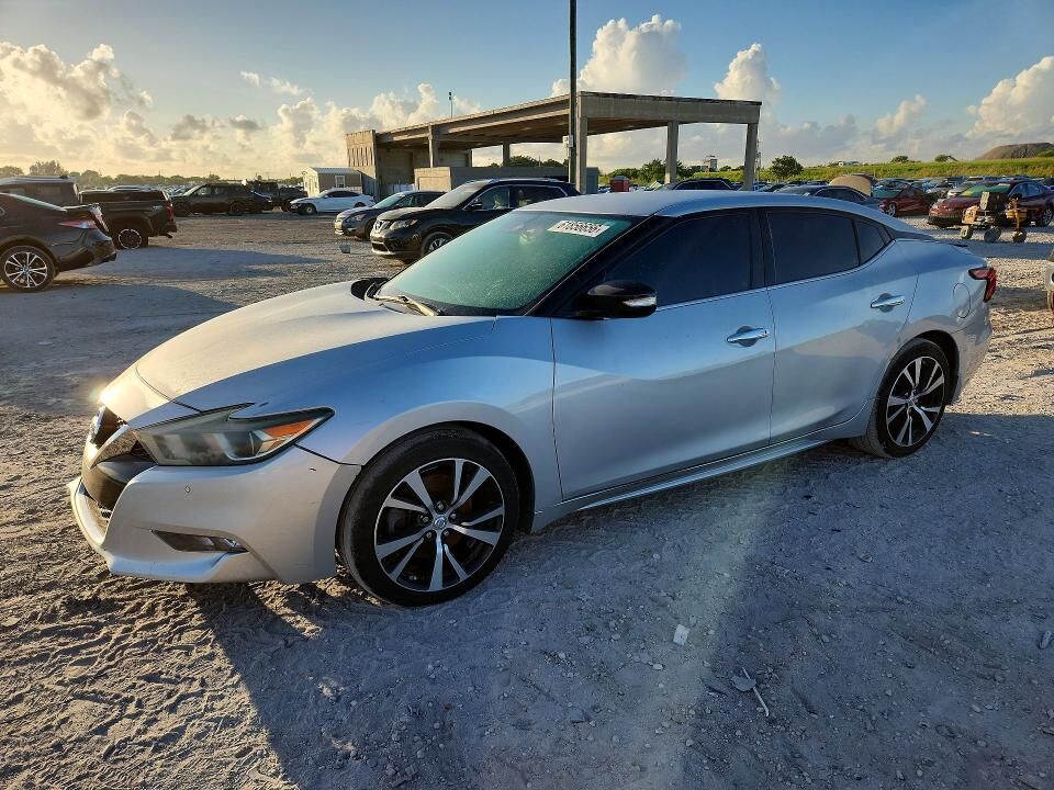 2017 NISSAN Maxima
