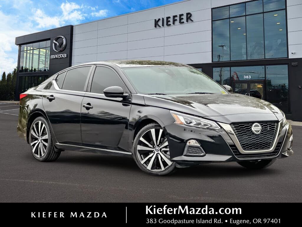 2022 NISSAN Altima