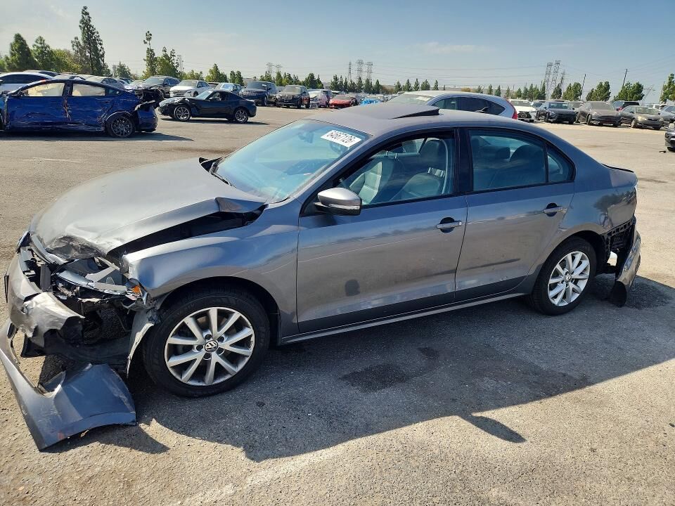 2011 VOLKSWAGEN Jetta