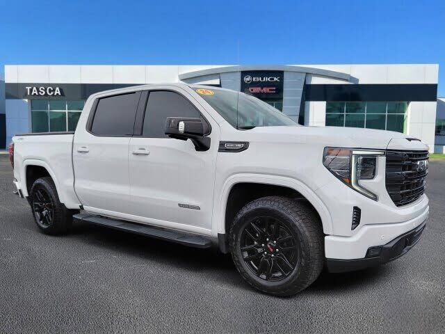2024 GMC Sierra