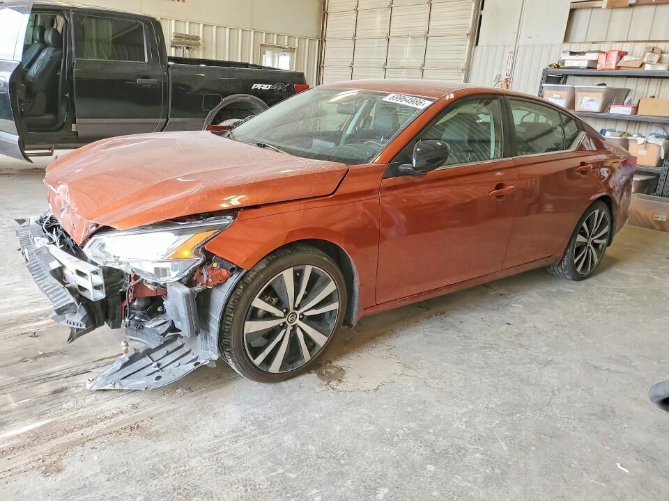 2022 NISSAN Altima