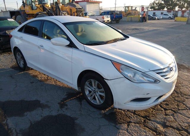 2013 HYUNDAI Sonata