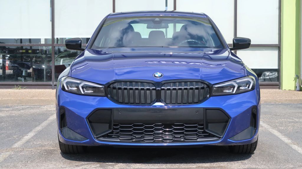 2024 BMW 330i