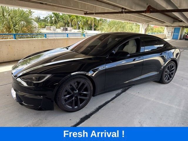 2022 TESLA Model S