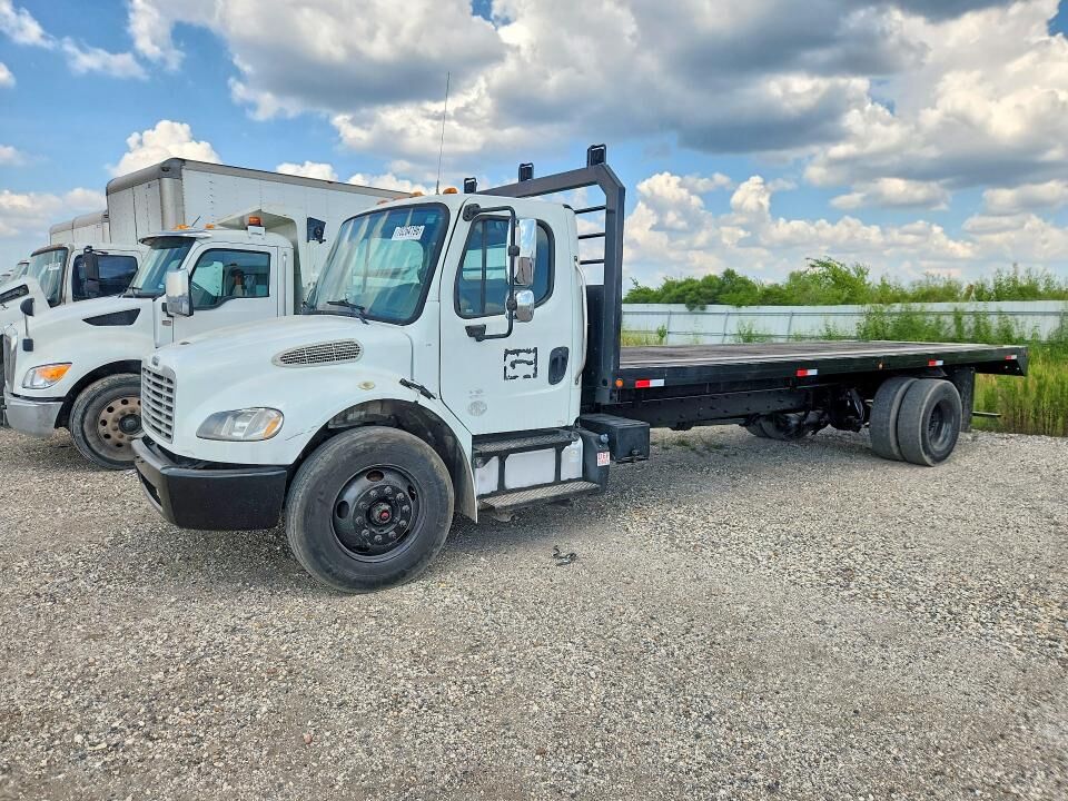 2018 FREIGHTLINER M2