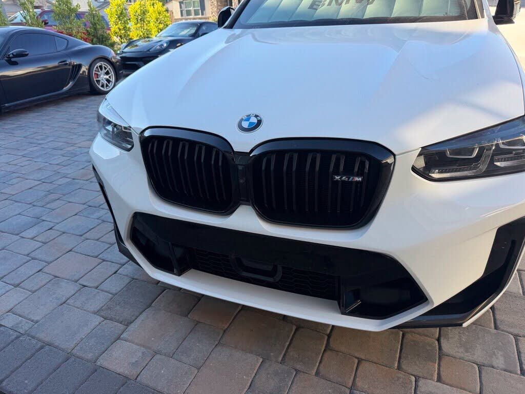 2023 BMW X4