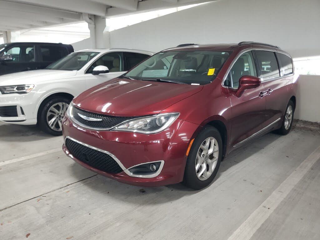 2020 CHRYSLER Pacifica