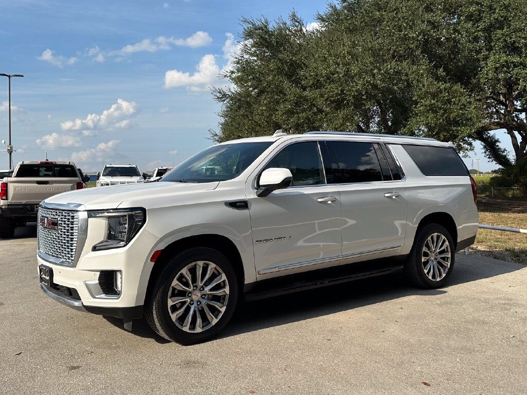 2022 GMC Yukon XL