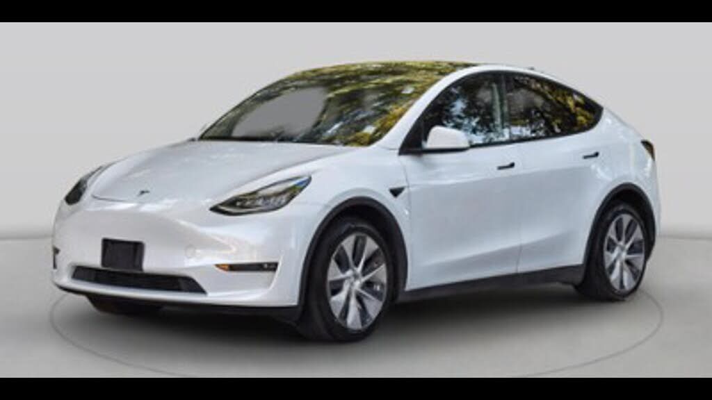 2021 TESLA Model Y