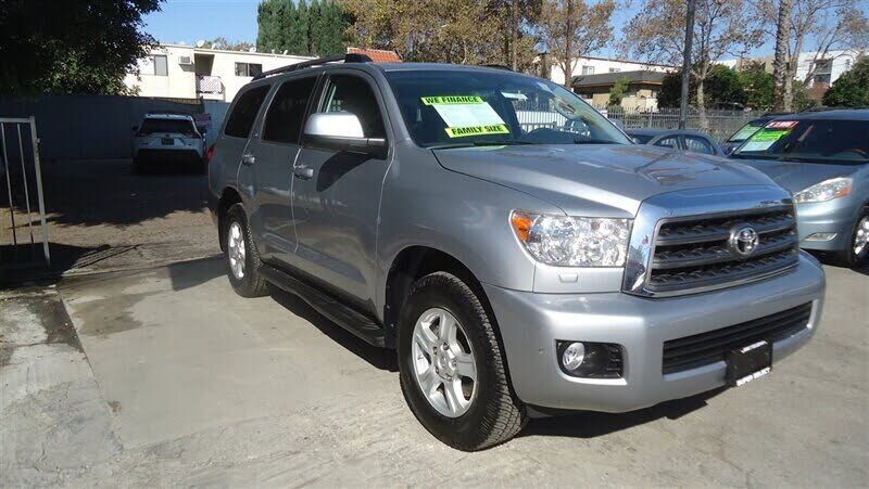 2011 TOYOTA Sequoia