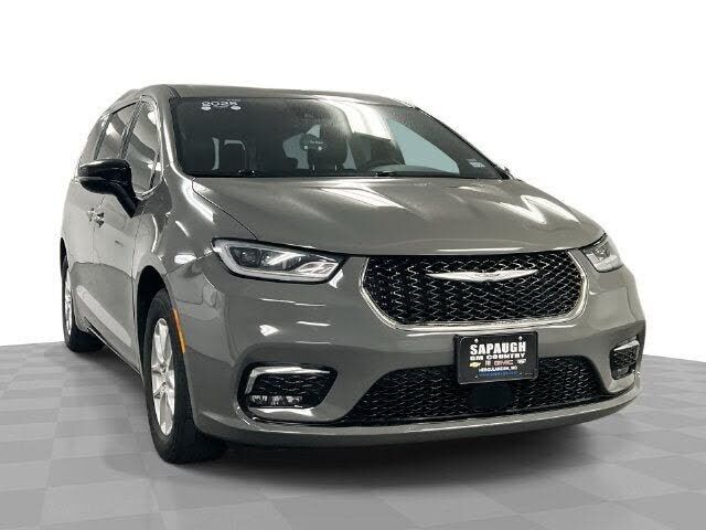 2025 CHRYSLER Pacifica
