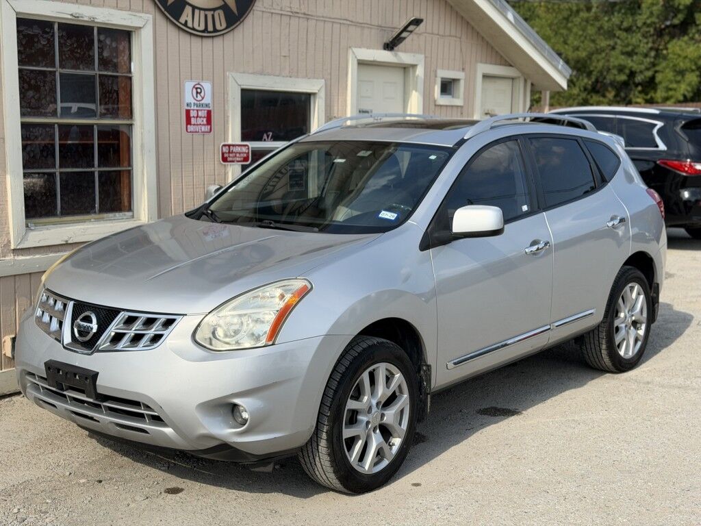 2011 NISSAN Rogue