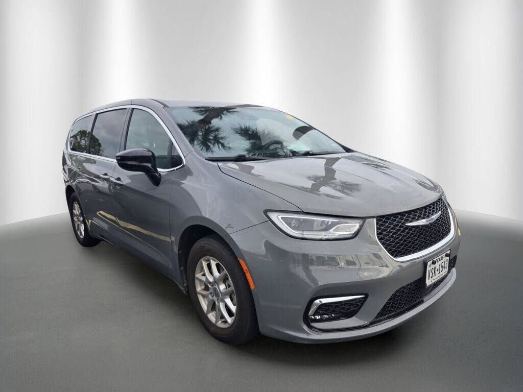 2025 CHRYSLER Pacifica