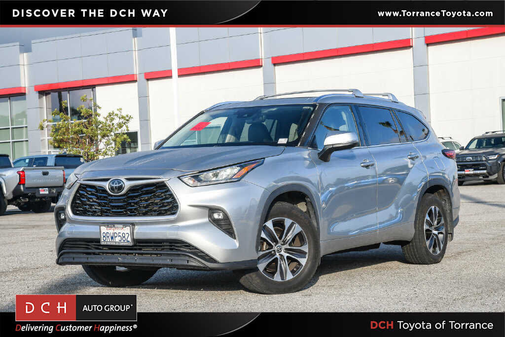 2020 TOYOTA Highlander