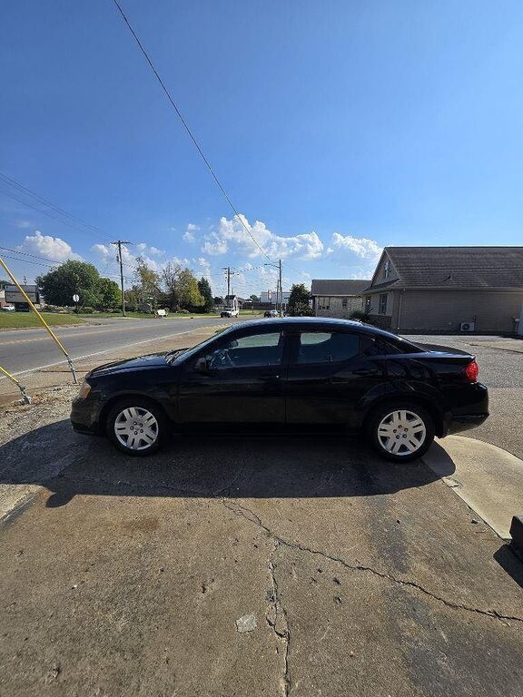 2014 DODGE Avenger
