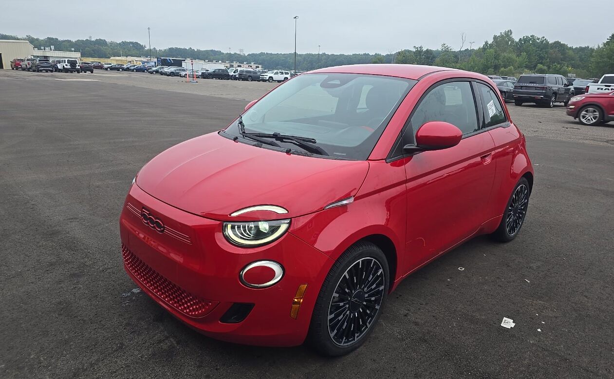 2024 FIAT 500e