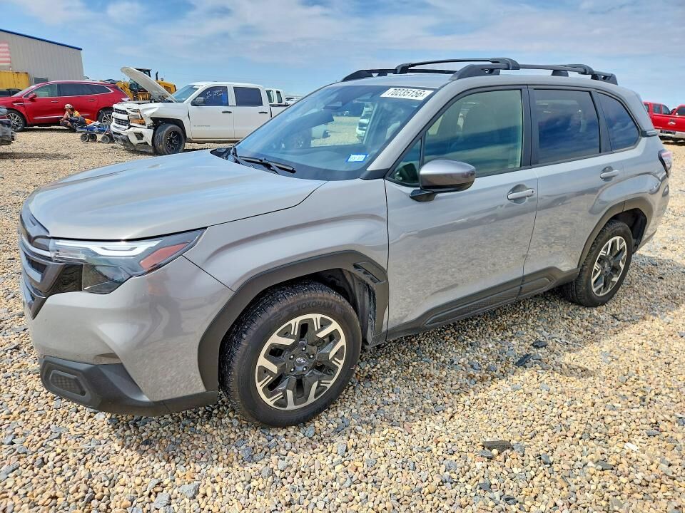 2025 SUBARU Forester