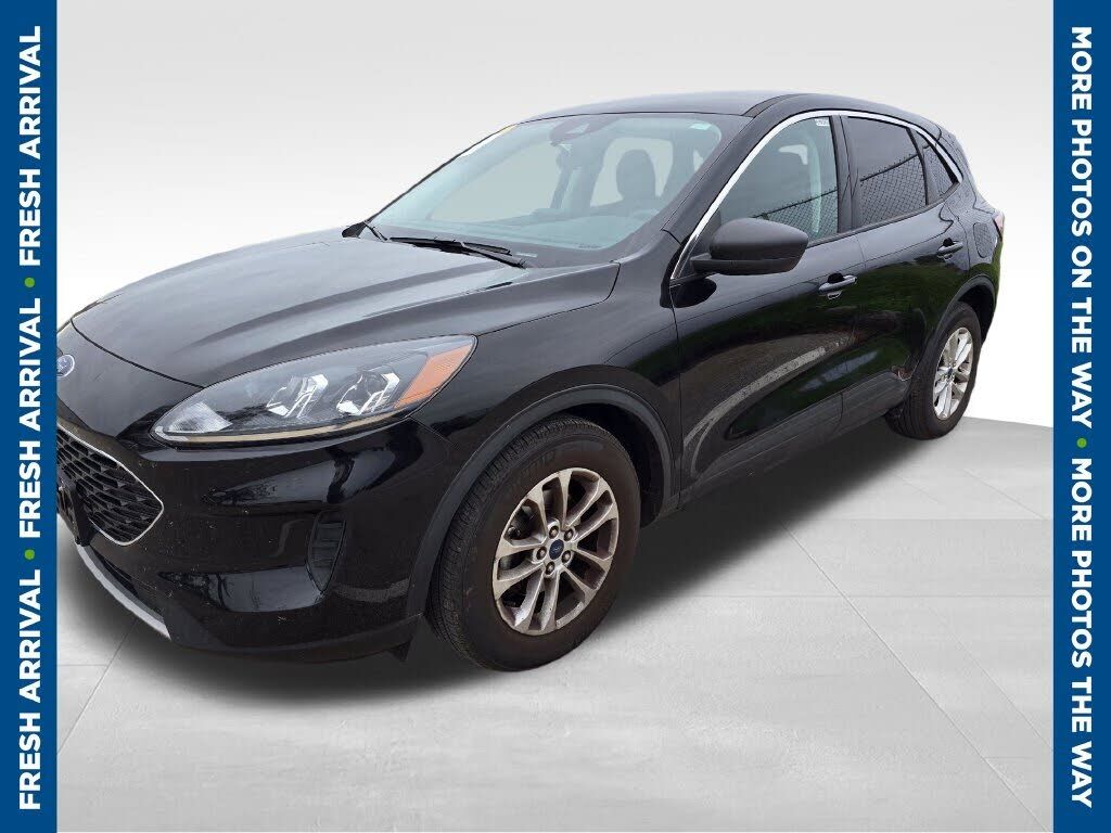 2022 FORD Escape