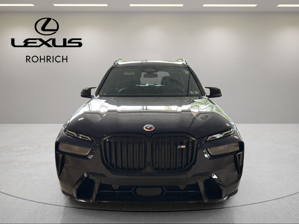 2023 BMW X7