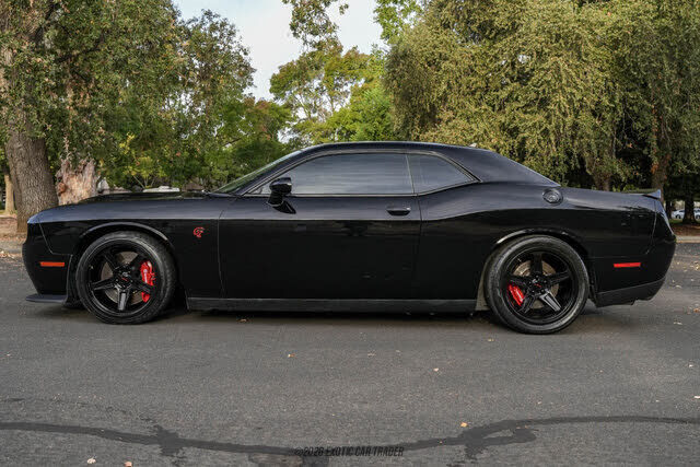 2016 DODGE Challenger