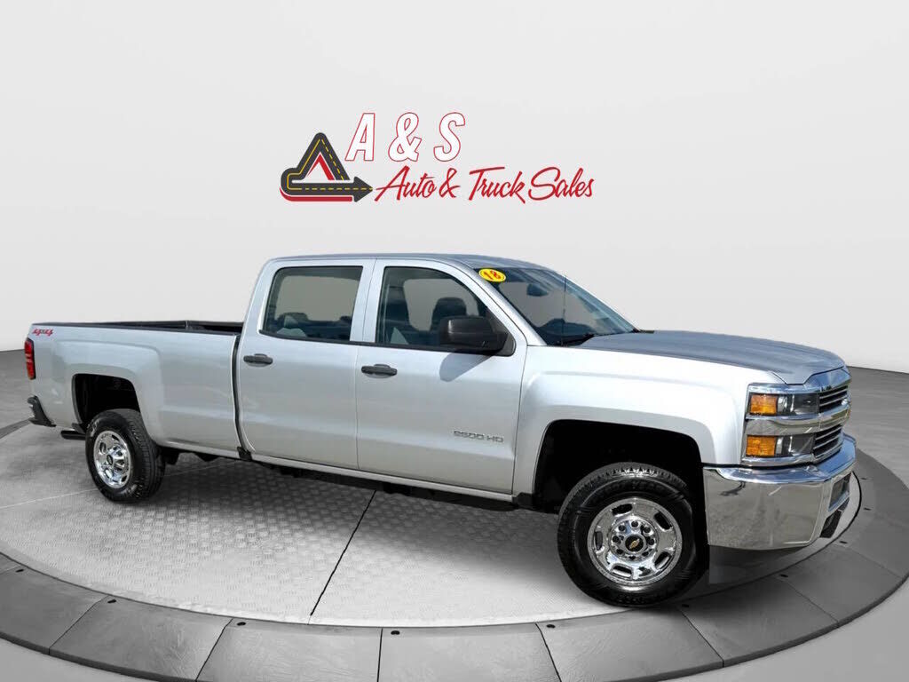 2018 CHEVROLET Silverado