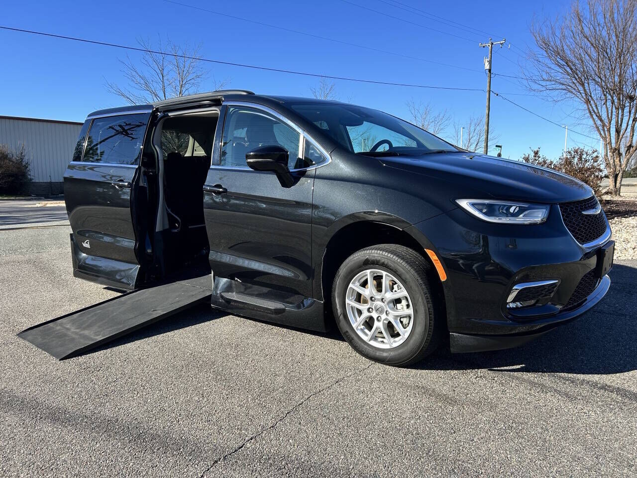 2022 CHRYSLER Pacifica