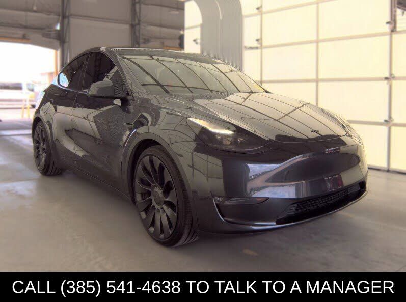 2024 TESLA Model Y