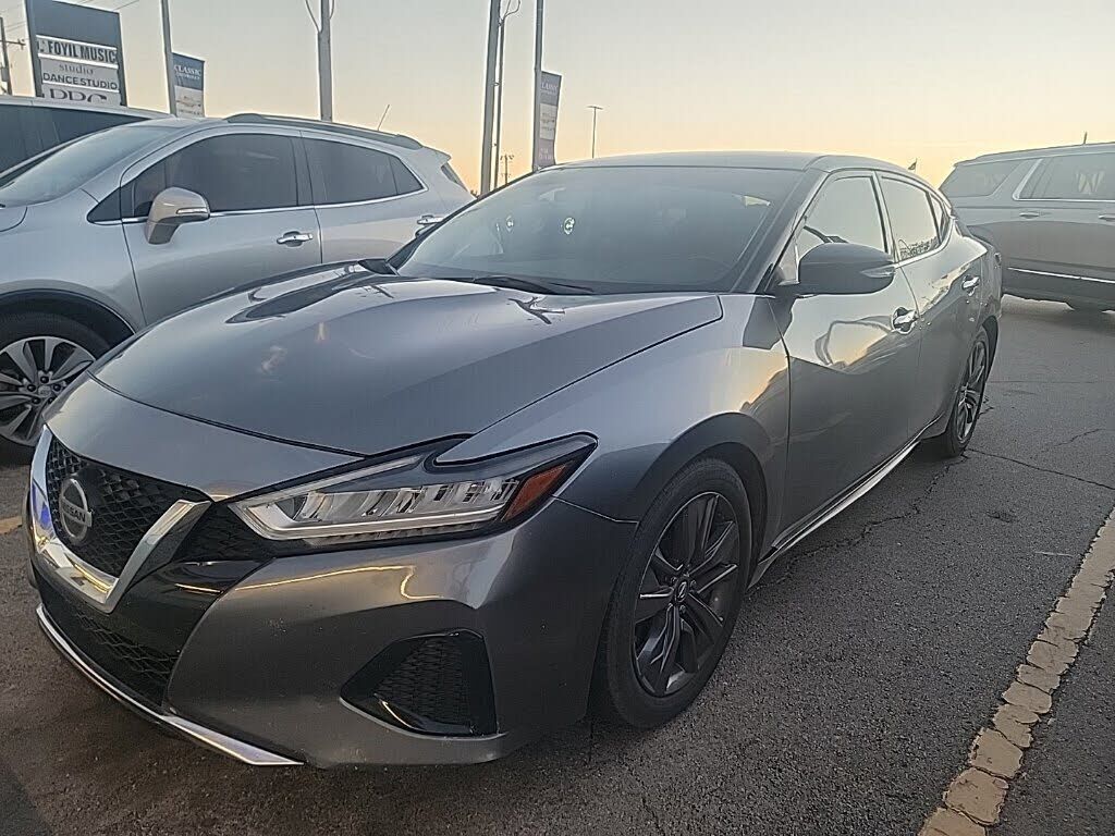 2019 NISSAN Maxima