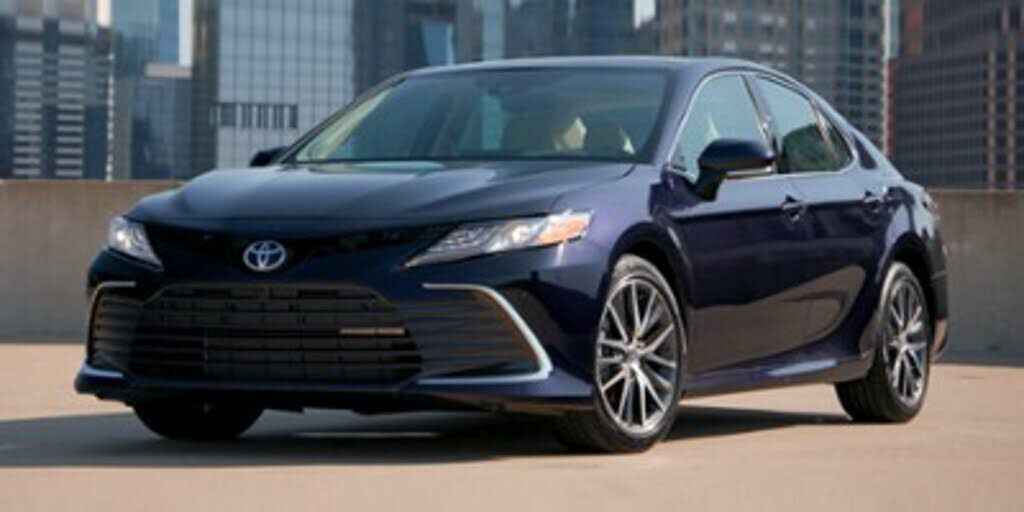 2024 TOYOTA Camry