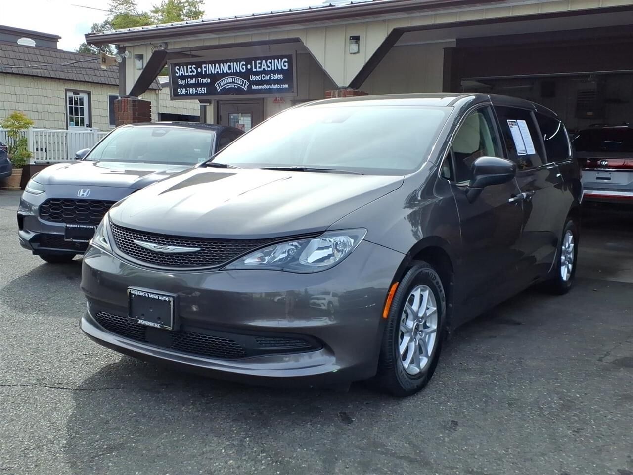 2023 CHRYSLER Voyager