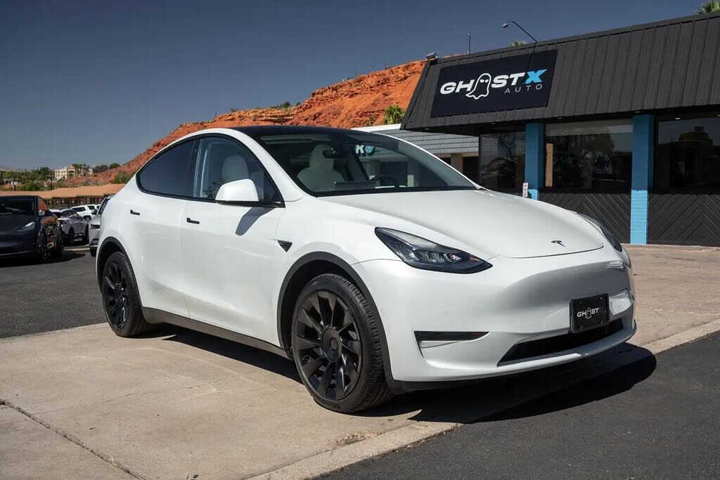 2020 TESLA Model Y