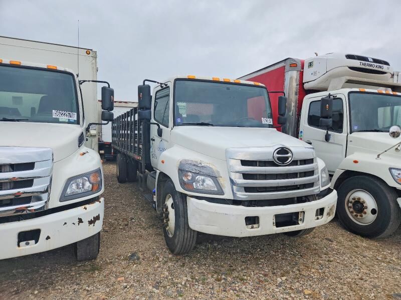 2018 HINO Conventional Type Truck