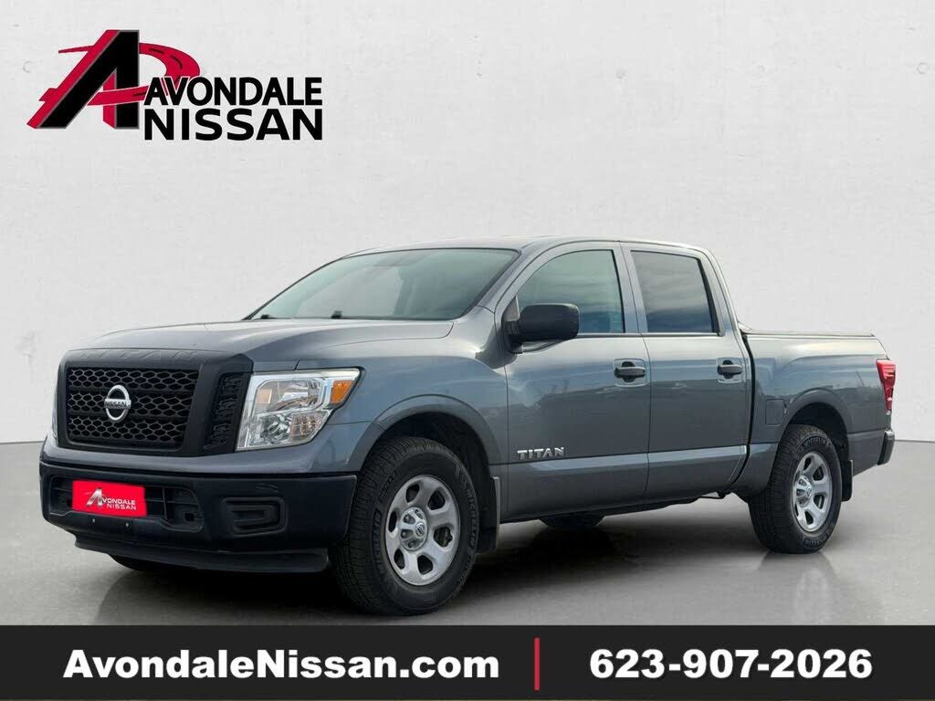 2017 NISSAN Titan
