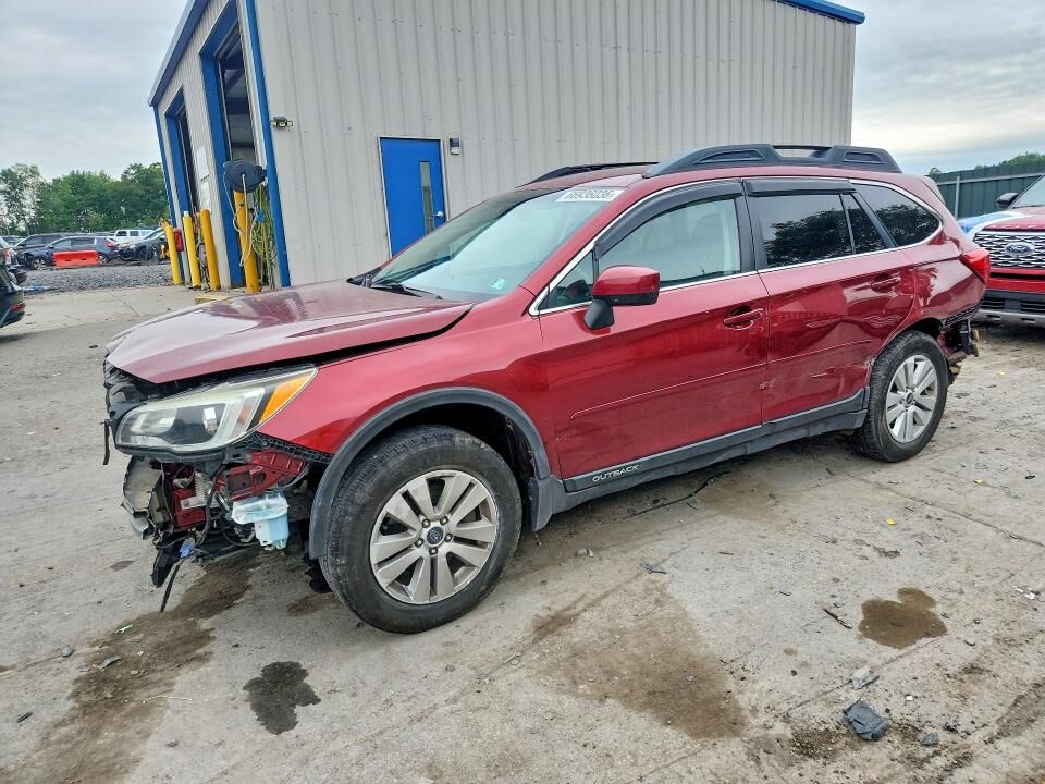 2015 SUBARU Outback