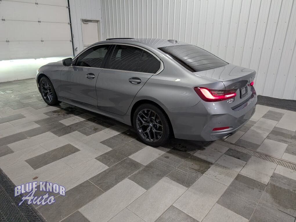 2025 BMW 330i