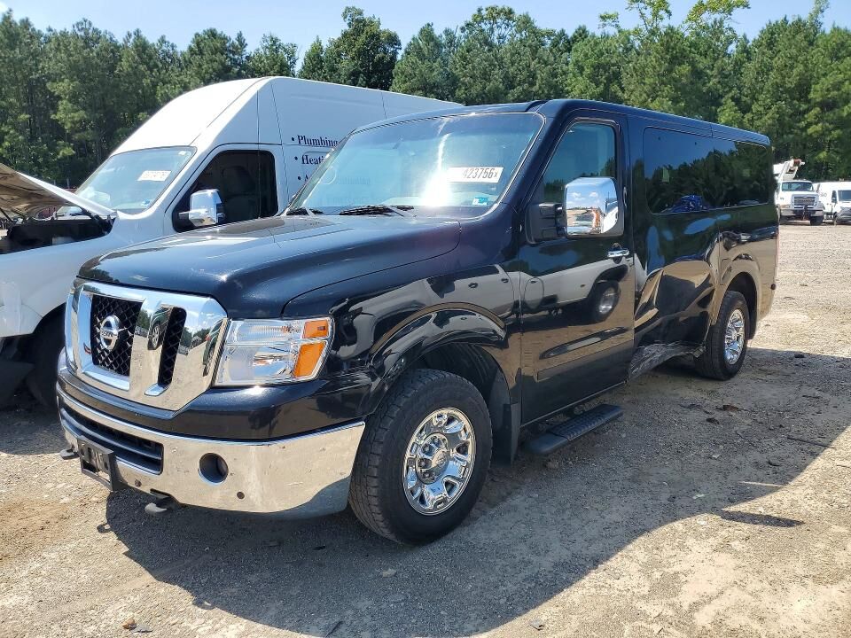 2017 NISSAN NV3500
